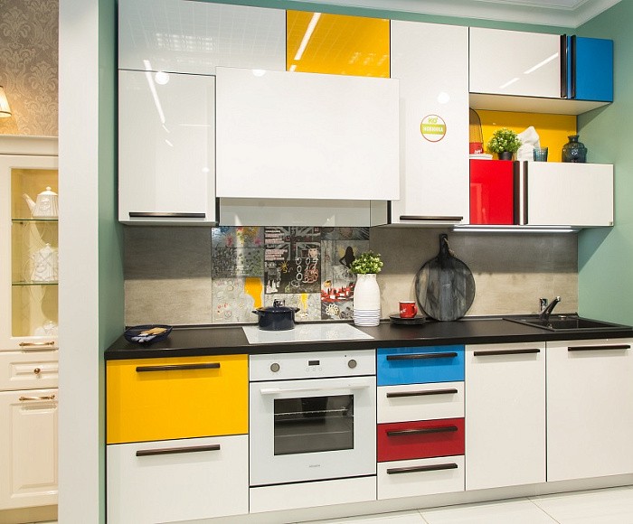 м. Пражская