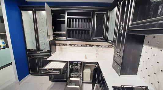 Кухня Катарина с патиной  распродажа выставочных образцов м. Народное Ополчение