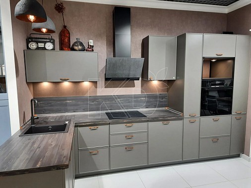 Недорого купить угловые кухни на распродаже