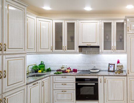Бежевая кухня в Твери