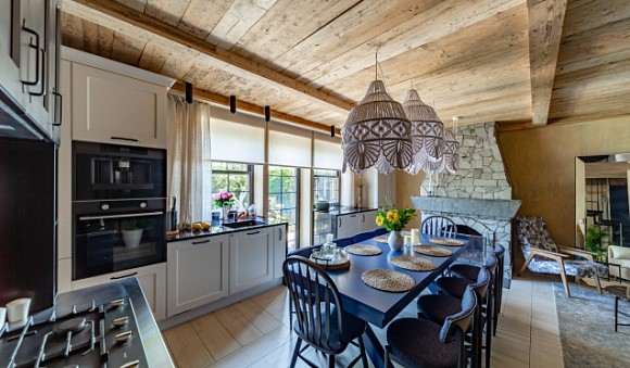 Темная кухня в Тольятти