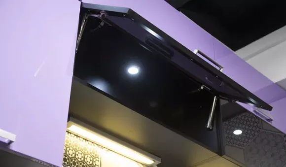 Фиолетовая кухня в Казани