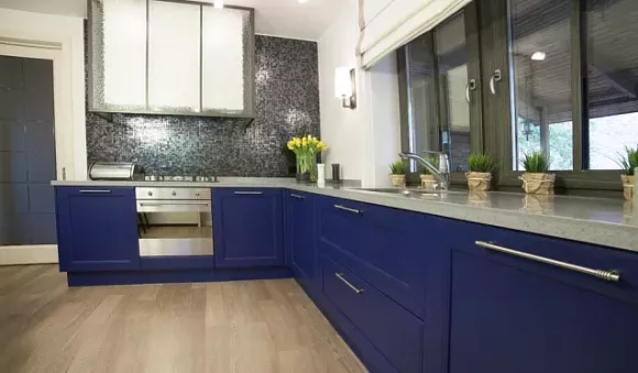 Темная кухня в Тольятти