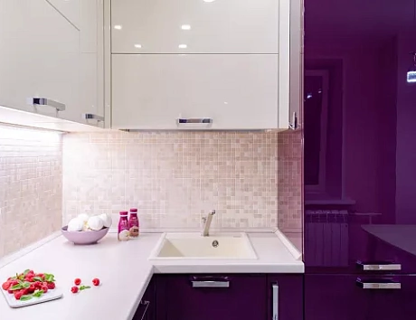 Фиолетовая кухня в Твери