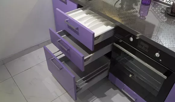 Фиолетовая кухня в Казани